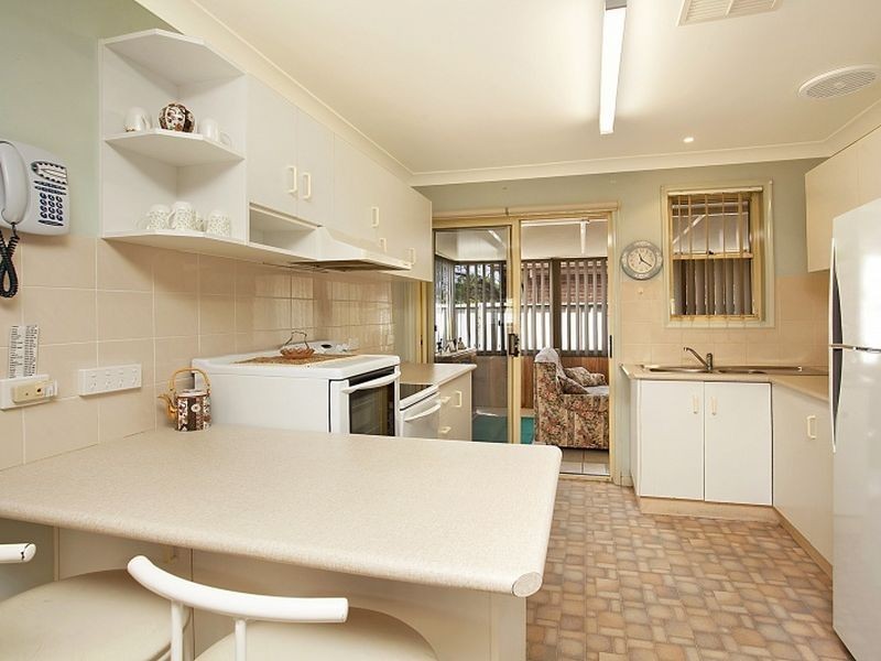 2/19 Caves Beach Road, Caves Beach NSW 2281
