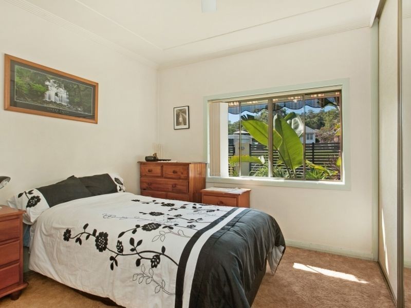 67 Yorston Street, Warners Bay NSW 2282