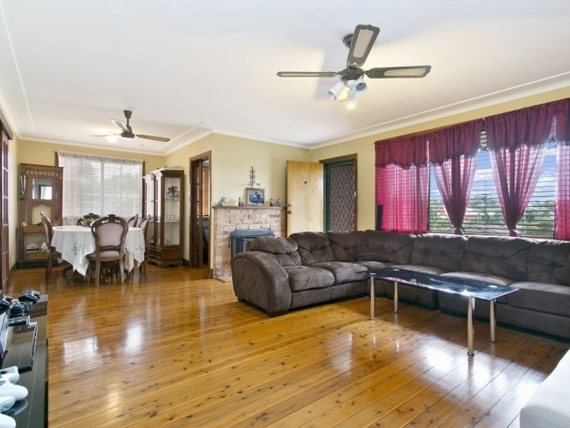 28 Leicester Avenue, Belmont North NSW 2280