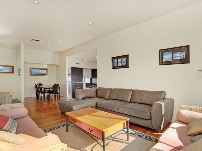 6a Clarke Street, Catherine Hill Bay NSW 2281