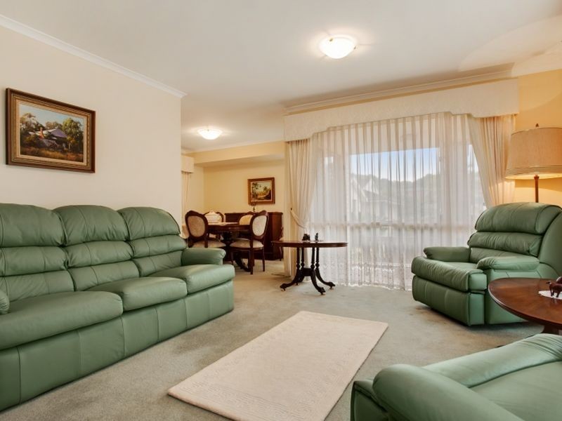 26 Seafarer Close, Belmont NSW 2280