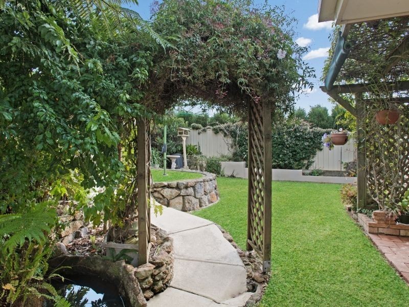 26 Seafarer Close, Belmont NSW 2280