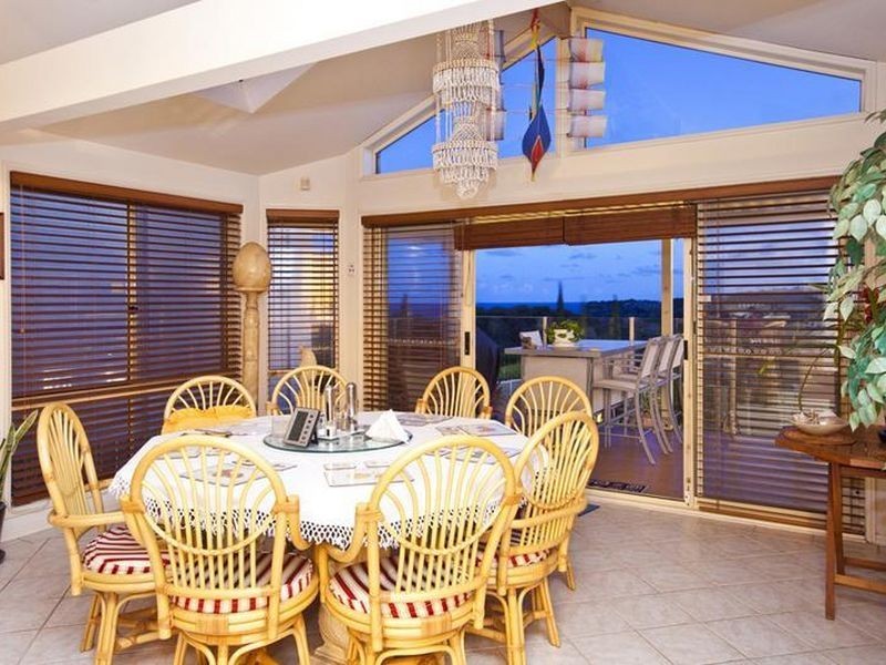 12 Seacliff Place, Caves Beach NSW 2281