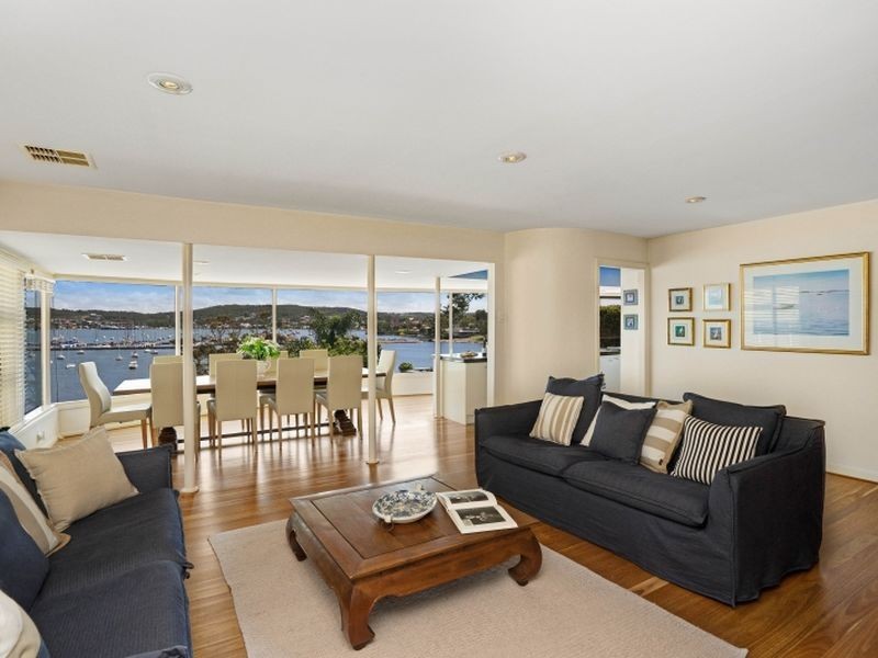 26 Bellevue Road, Belmont NSW 2280