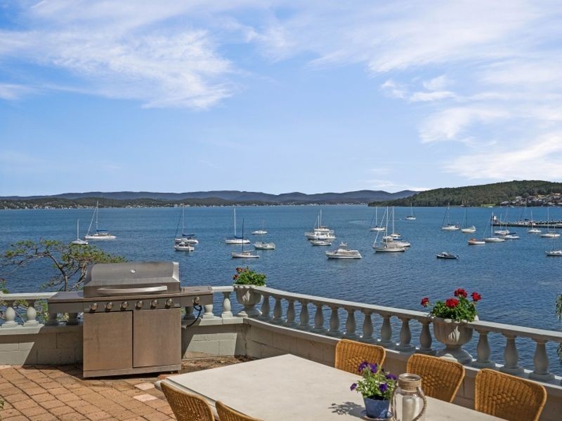 26 Bellevue Road, Belmont NSW 2280