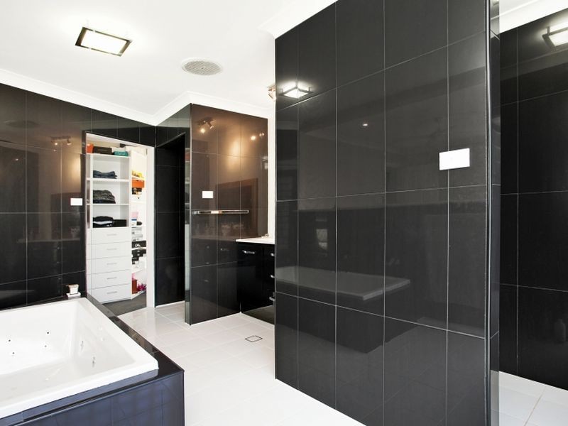 70 Elizabeth Street, Floraville NSW 2280