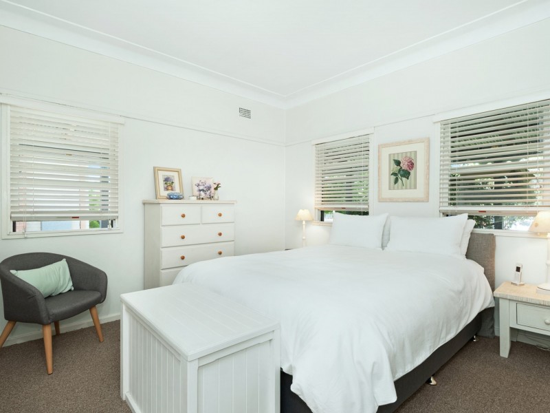 45 Livingstone Street, Belmont NSW 2280