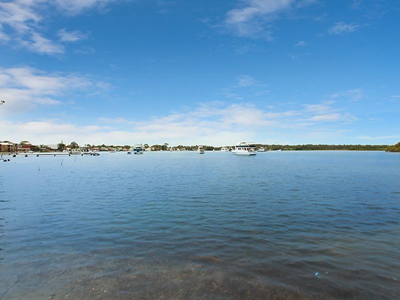 154 Marks Point Road, Marks Point NSW 2280