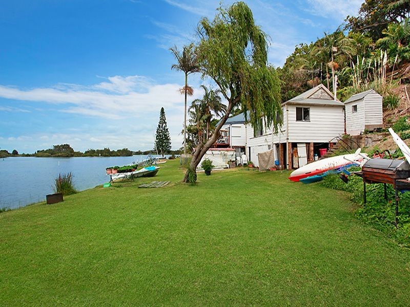 154 Marks Point Road, Marks Point NSW 2280