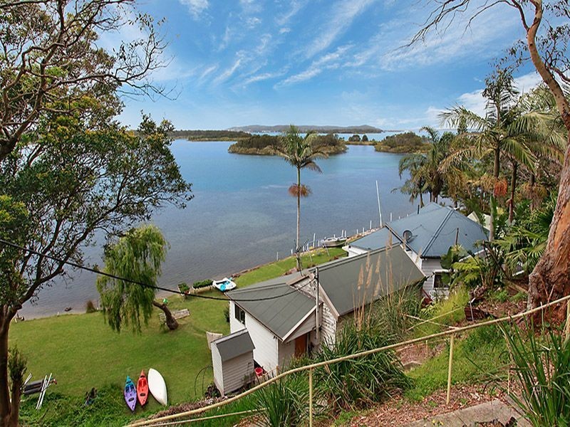 154 Marks Point Road, Marks Point NSW 2280