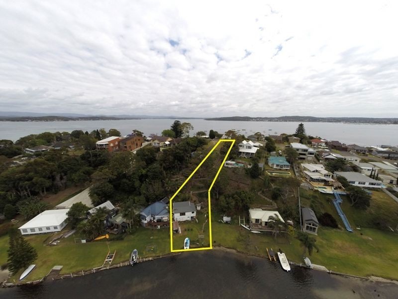 154 Marks Point Road, Marks Point NSW 2280