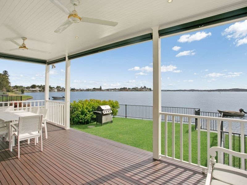 11 New Street, Belmont South NSW 2280