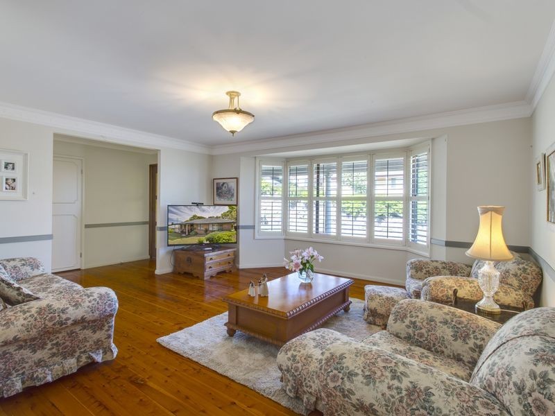 11 Seacroft Close, Belmont North NSW 2280