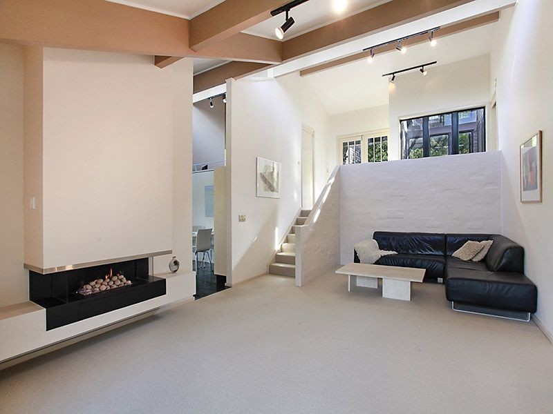 15 Dalwood Close, Eleebana NSW 2282