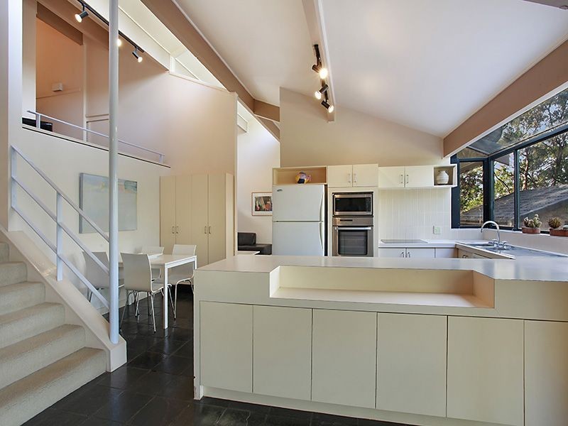 15 Dalwood Close, Eleebana NSW 2282