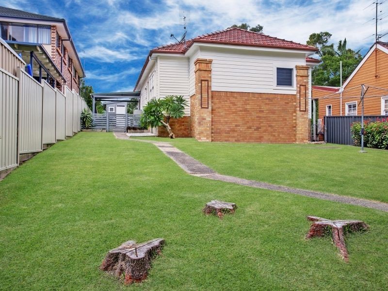 27 Lees Street, Charlestown NSW 2290