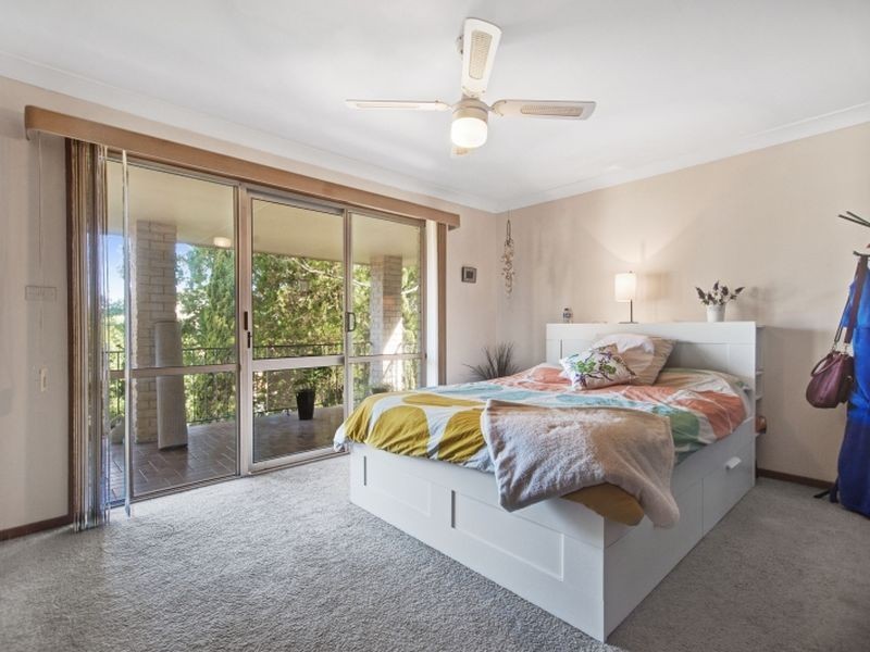 1 Haig Street, Belmont NSW 2280