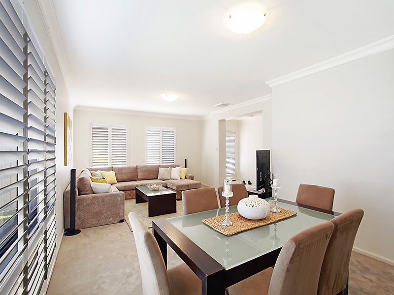 2 Whipbird Way, Belmont NSW 2280