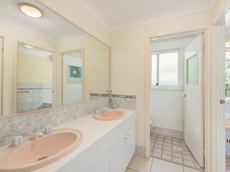 3 Sea Eagle Crescent, Caves Beach NSW 2281