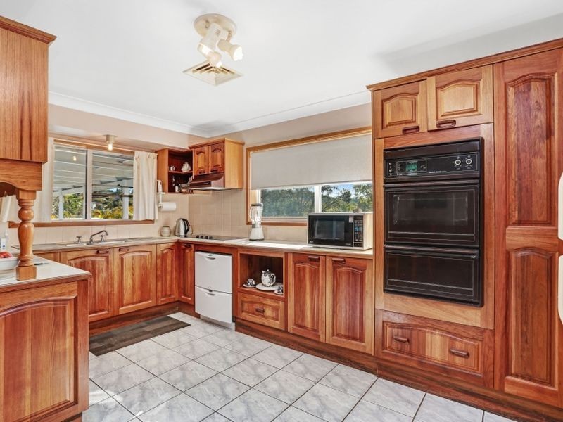 24 Auklet Road, Mount Hutton NSW 2290