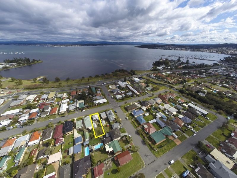 18 Ellen Street, Belmont South NSW 2280