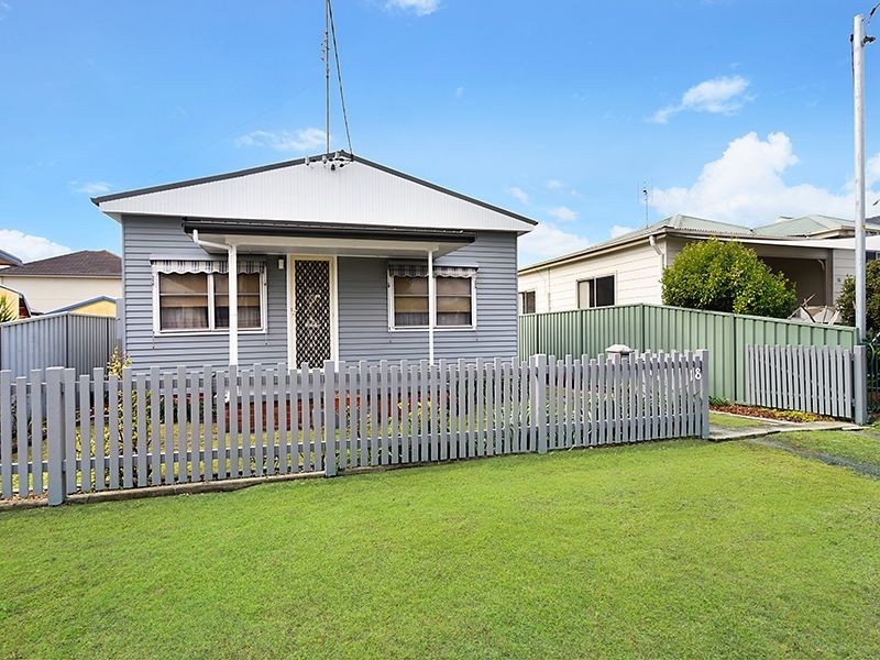 18 Ellen Street, Belmont South NSW 2280