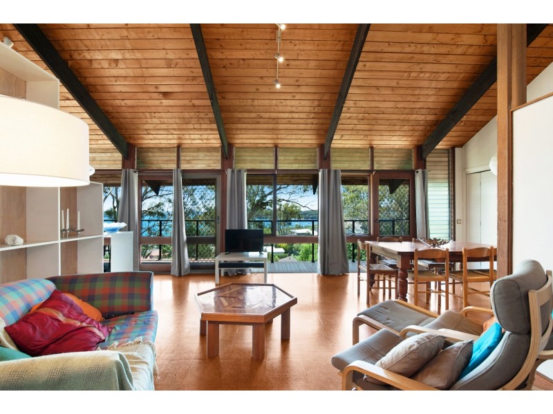 5 Frederick Street, Valentine NSW 2280