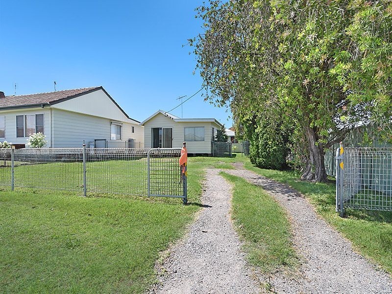 1 Merleview Street, Belmont NSW 2280