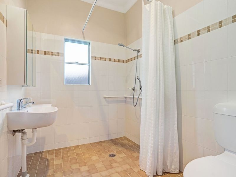 9 Henry Street, Belmont NSW 2280