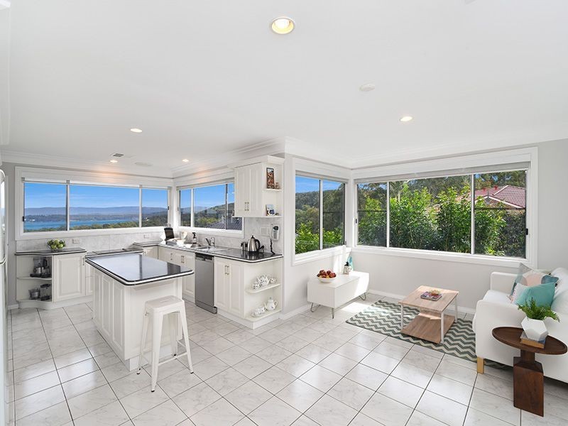 2 Majella Close, Eleebana NSW 2282