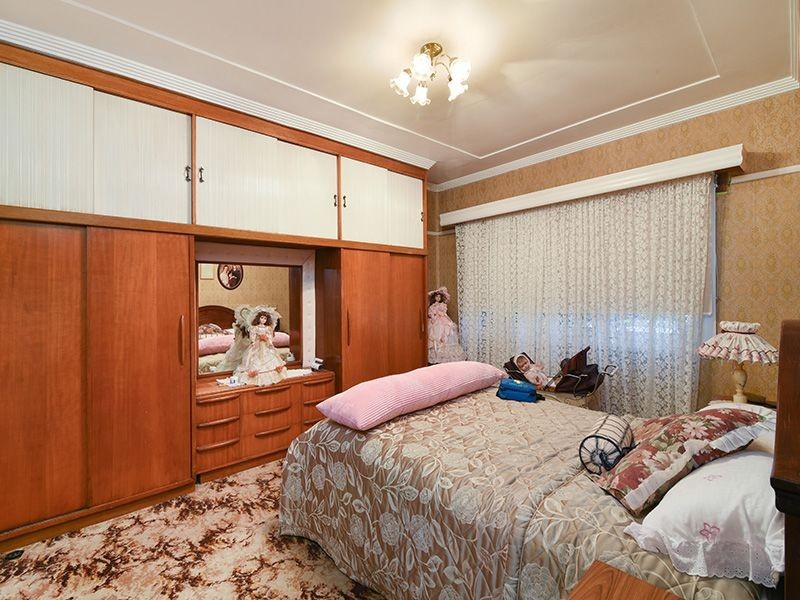 47 Docker Street, Marks Point NSW 2280