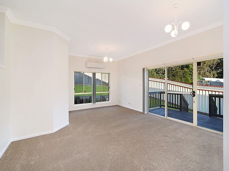 13 Dulungra Avenue, Belmont North NSW 2280