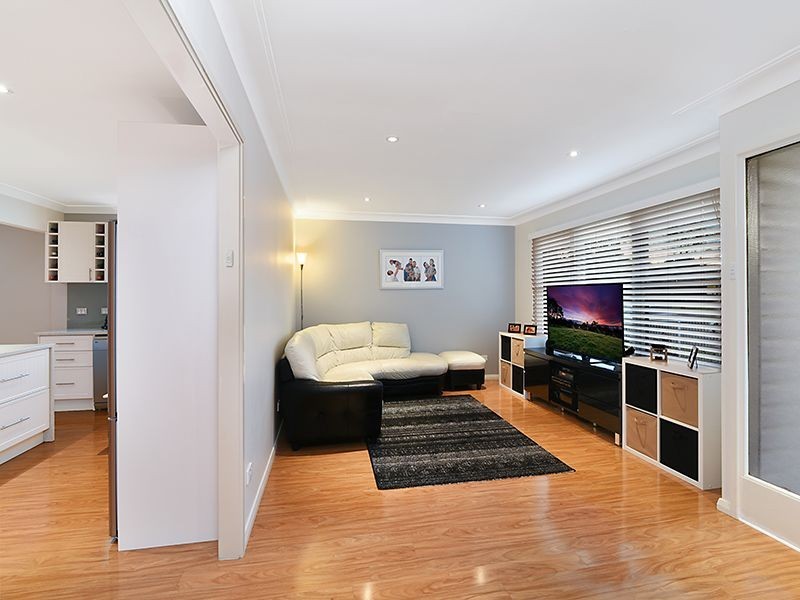 2 Civic Avenue, Caves Beach NSW 2281