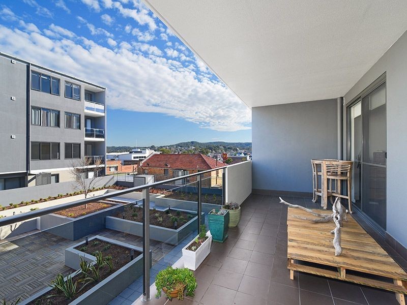 E209/571 Pacific Highway, Belmont NSW 2280