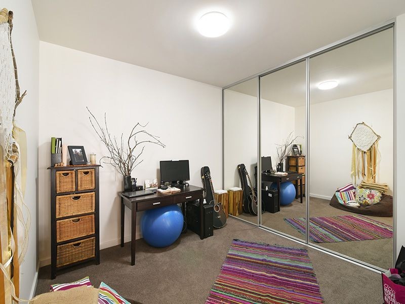 E209/571 Pacific Highway, Belmont NSW 2280