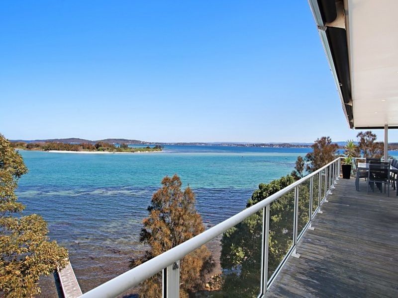 192 Marks Point Road, Marks Point NSW 2280