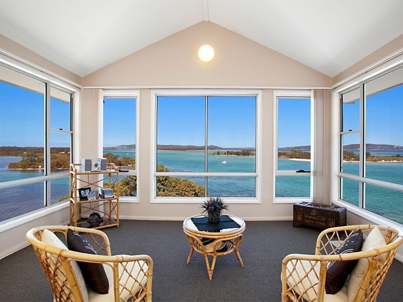 192 Marks Point Road, Marks Point NSW 2280