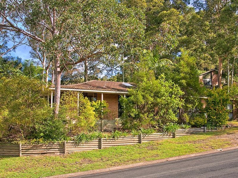 1 Saltram Close, Eleebana NSW 2282