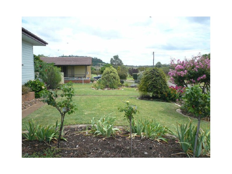 37 Jaeger Ave, Gunnedah NSW 2380