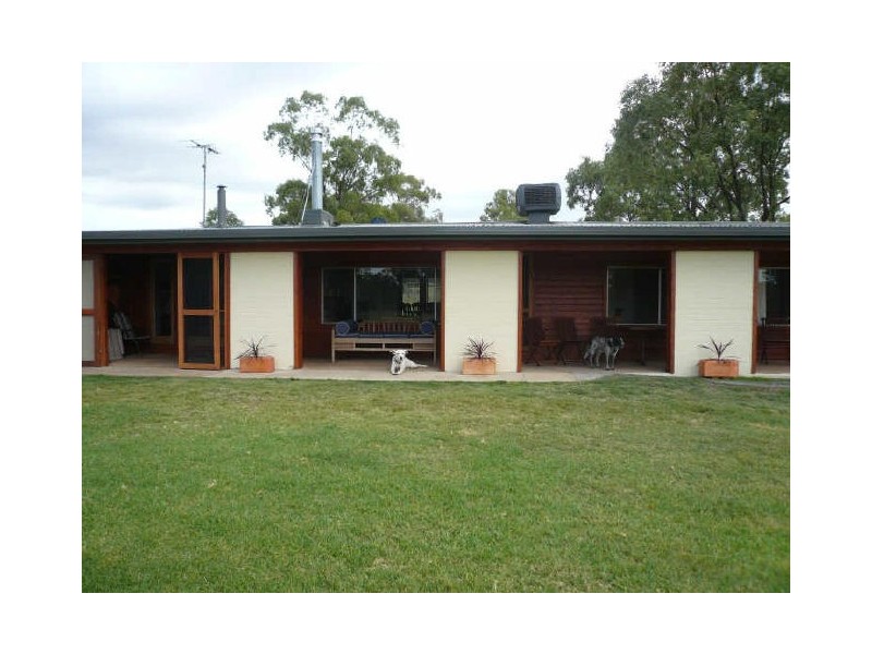 38 Bushs Lane, Gunnedah NSW 2380