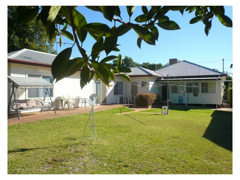 12 Albion Street, Gunnedah NSW 2380
