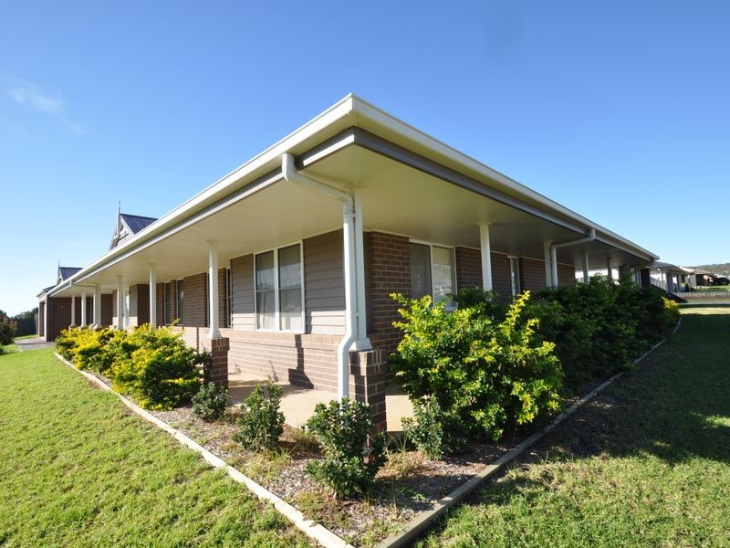 8 Tallowood Drive, Gunnedah NSW 2380
