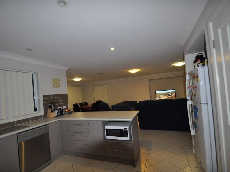 8 Tallowood Drive, Gunnedah NSW 2380