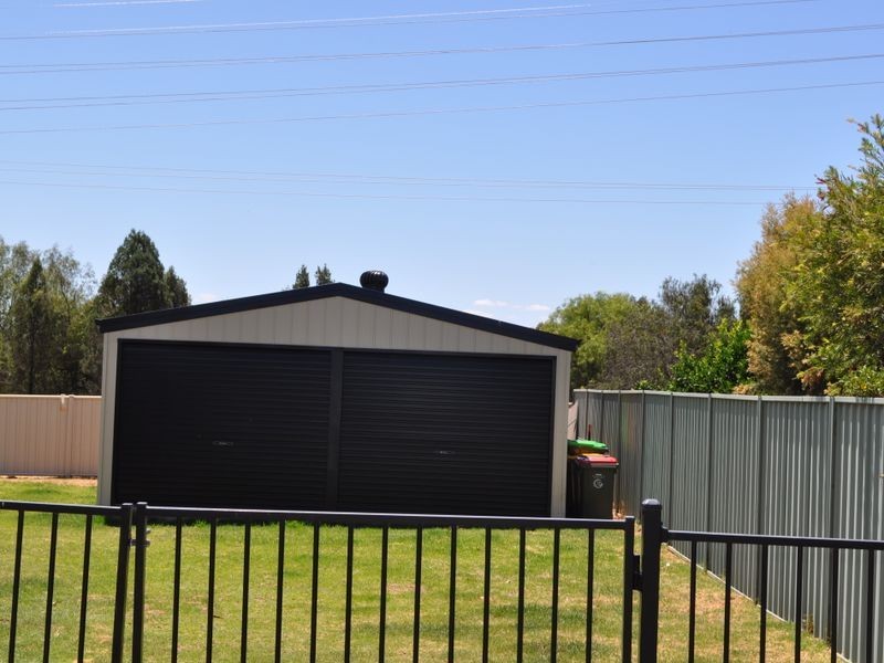 6 WATTLE STREET, Gunnedah NSW 2380