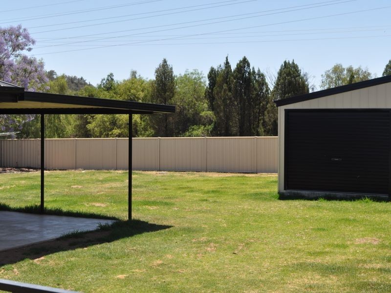 6 WATTLE STREET, Gunnedah NSW 2380