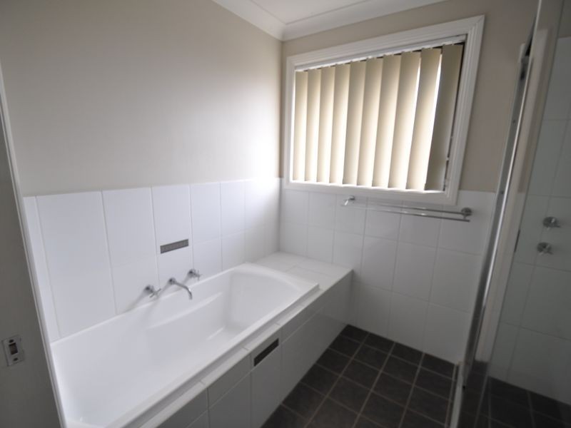 6 WATTLE STREET, Gunnedah NSW 2380