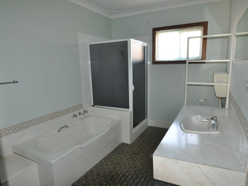 15 Palmer Crescent, Gunnedah NSW 2380