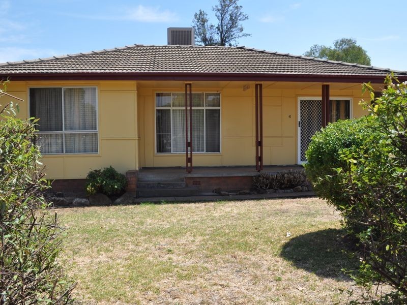 4 Douglas Street, Gunnedah NSW 2380
