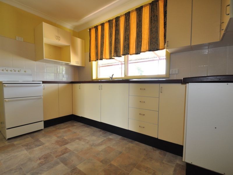 4 Douglas Street, Gunnedah NSW 2380