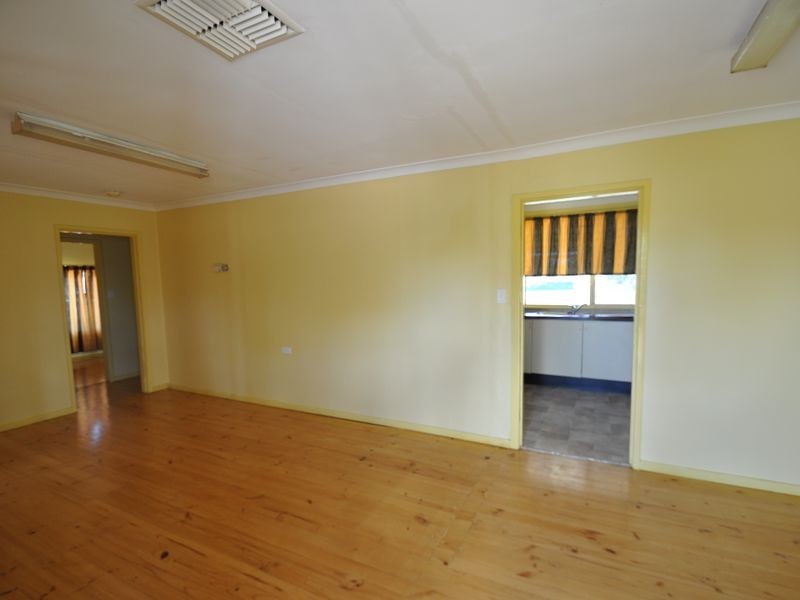 4 Douglas Street, Gunnedah NSW 2380